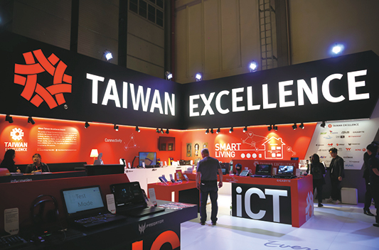 shutterstock_653878420 1