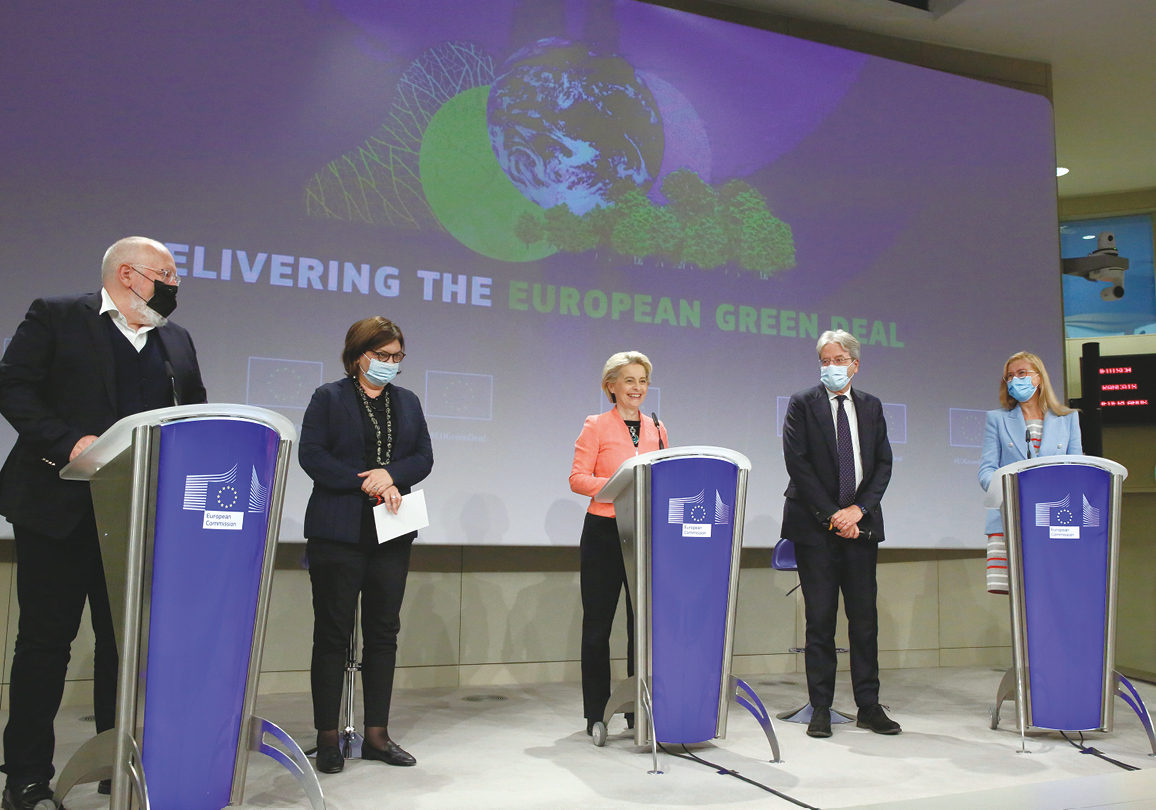 shutterstock_1882767883 1