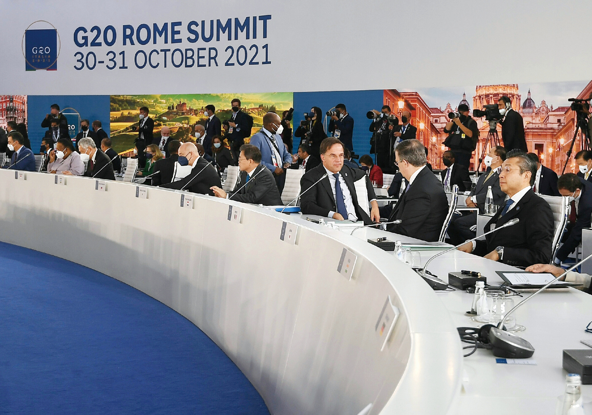 shutterstock_1882767883 1