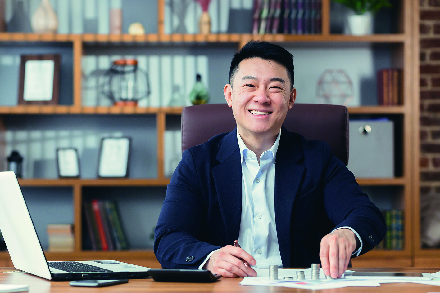 shutterstock_2124611531