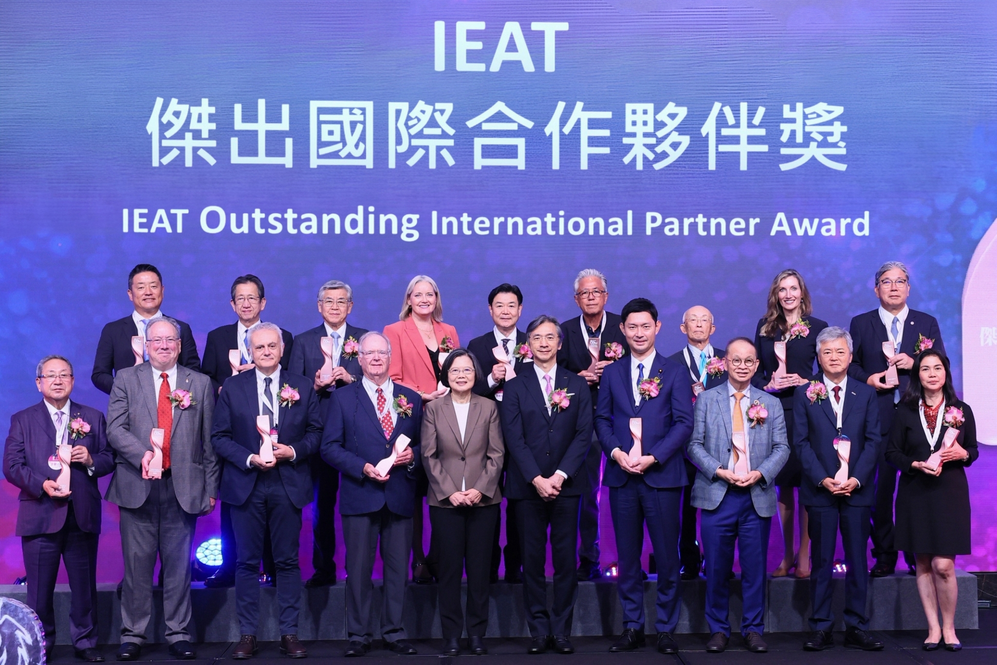 17個國際姐妹會專程來台共慶創立80週年　IEAT展現深厚國際關係